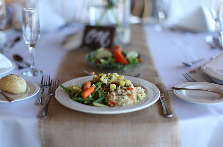 Captain Hiram Resort dining catering