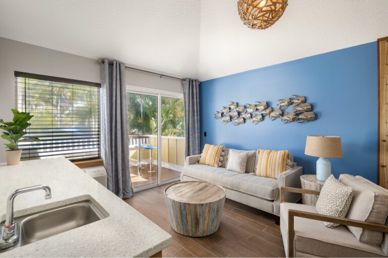 hotel room at Capt Hirams Resort