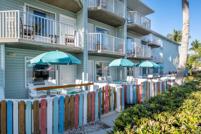 Poolside Suites Patio Area